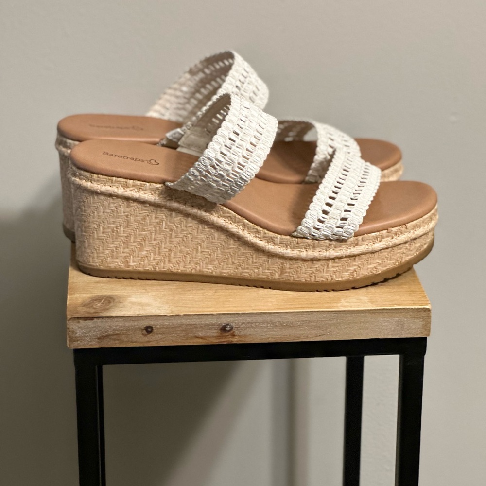 Women's Baretraps Sophie Platform Wedge Sandals